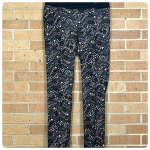 Loft Black Floral Jogger Ankle Pant